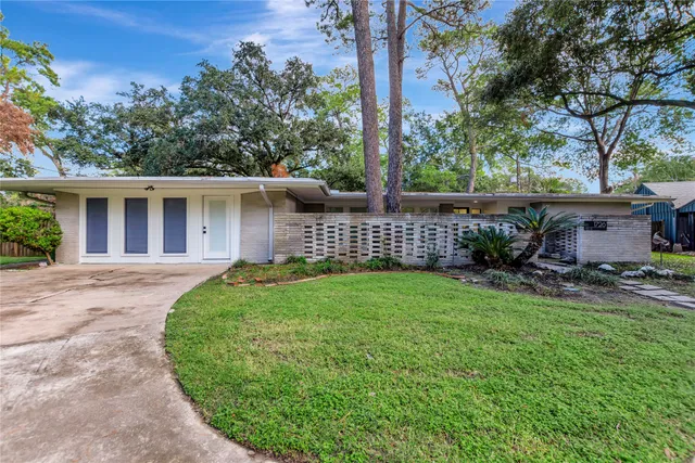 $3,500 | 1726 Peer Drive, Houston, TX 77043