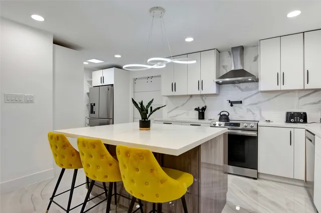 $3,500 | 1726 Peer Drive, Houston, TX 77043