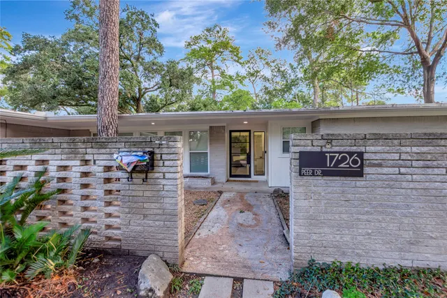 $3,500 | 1726 Peer Drive, Houston, TX 77043