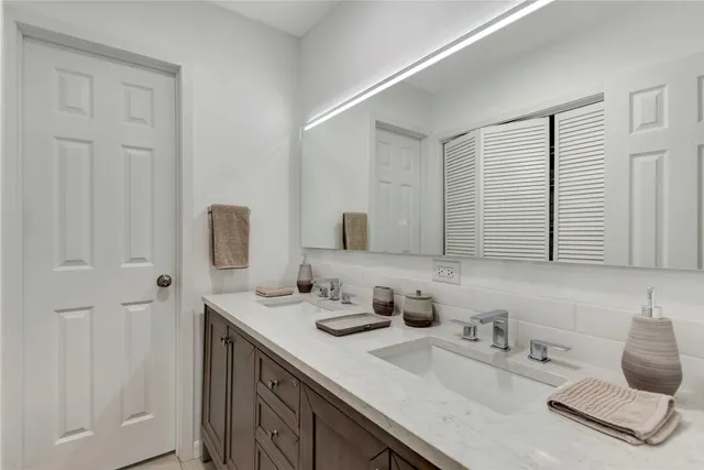 $3,500 | 1726 Peer Drive, Houston, TX 77043