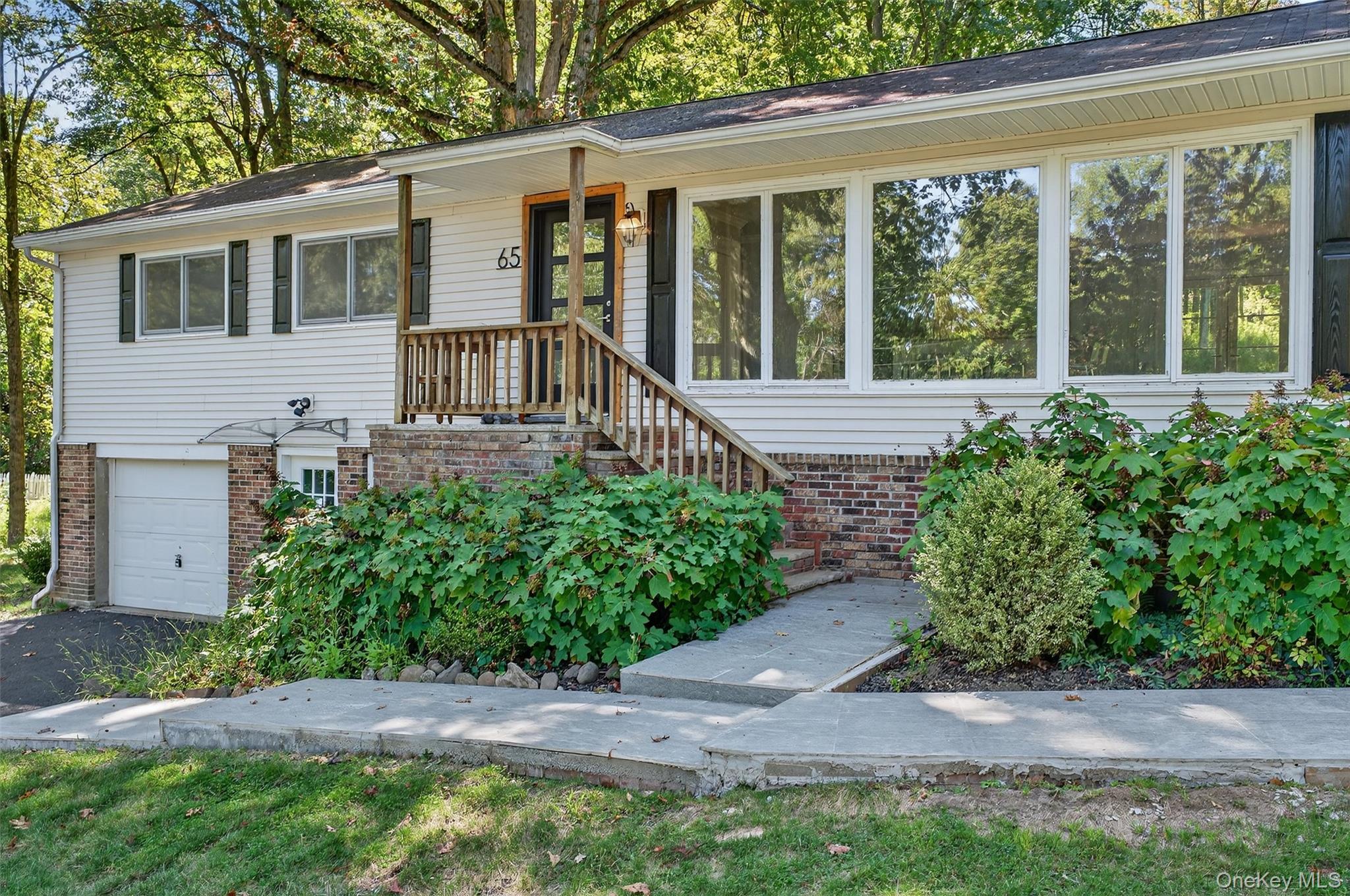 65 Hawxhurst Road Monroe, NY 10950 - Photo 4 of 35