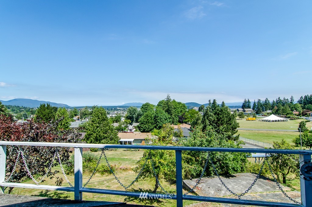 4113 R Avenue Anacortes, WA 98221 - Photo 8 of 25 Gallery Image 8