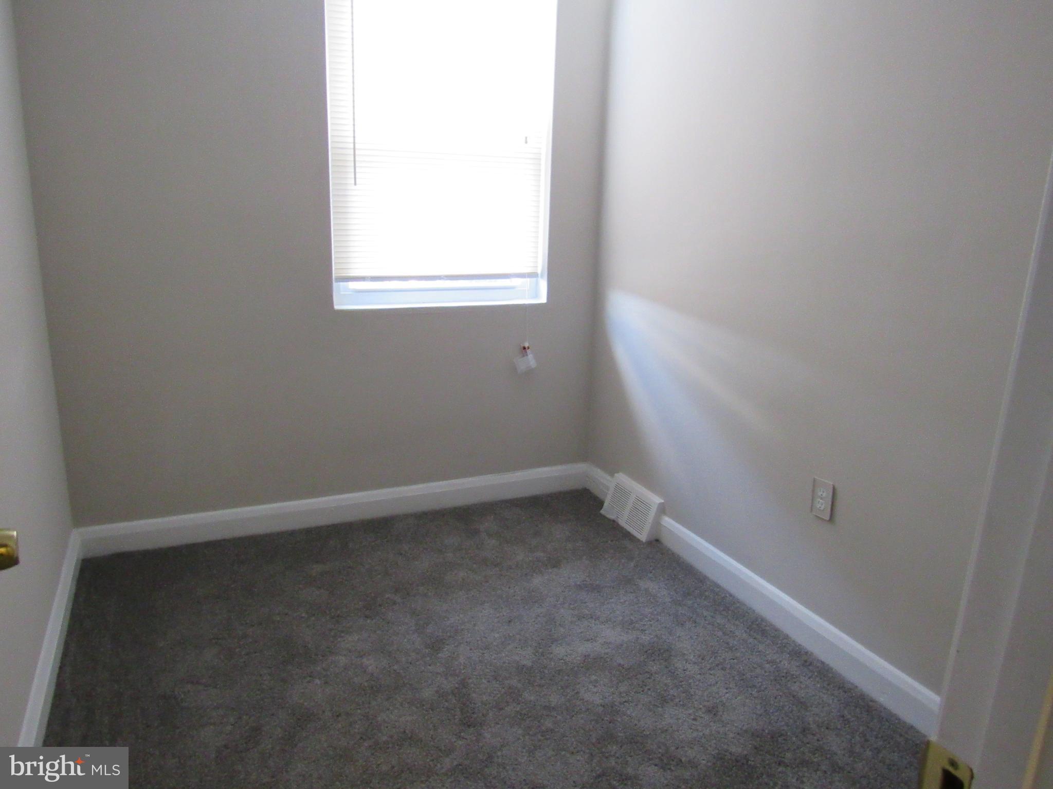 4150 Fallstaff Road Baltimore, MD 21215 - Photo 10 of 19 Bedroom