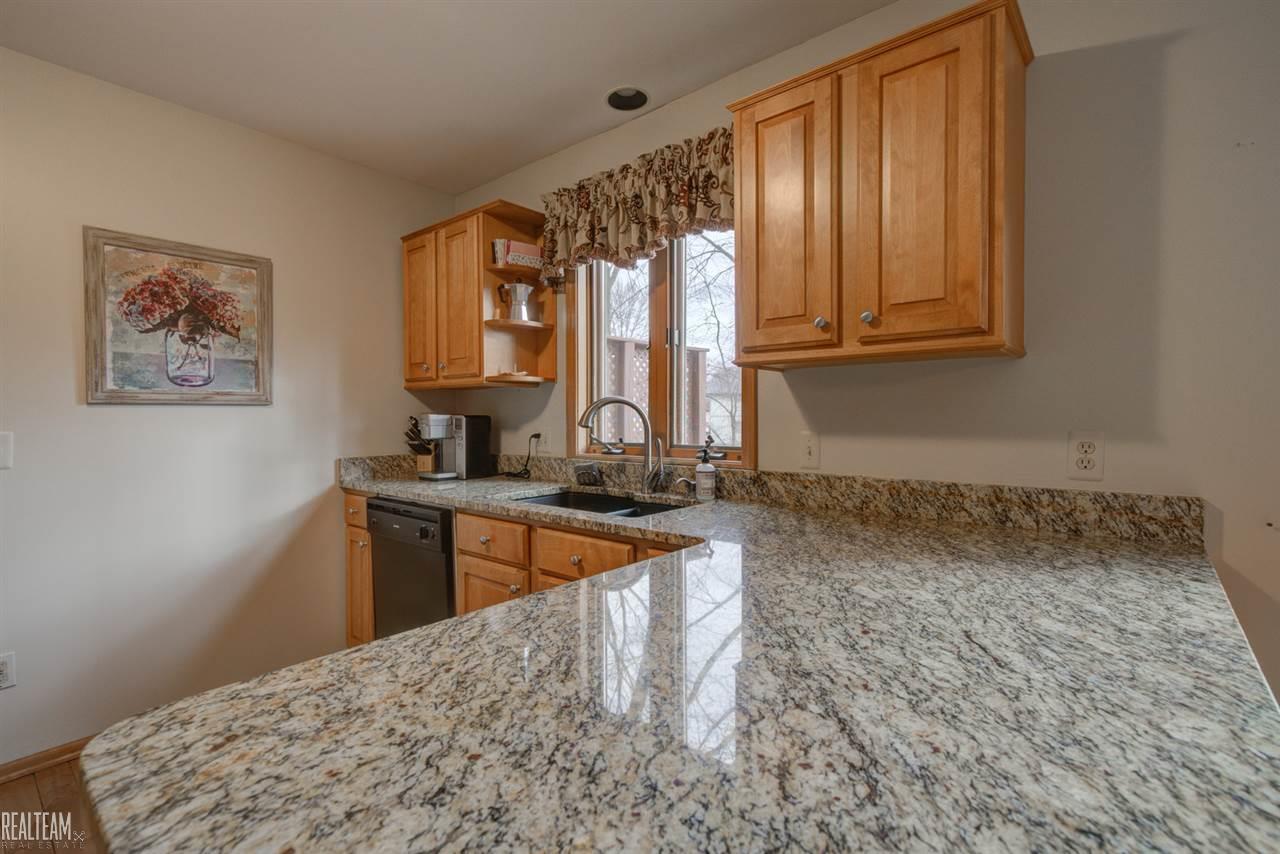 1753 Ruby Avenue Rochester Hills, MI 48309 - Photo 11 of 33