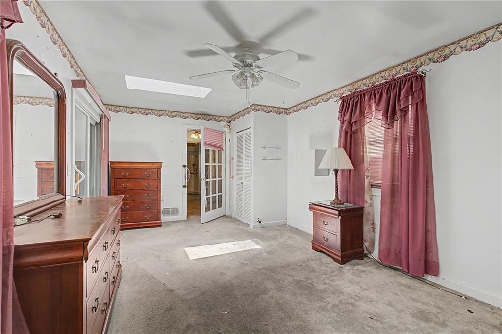 212 Singer Avenue McKees Rocks, PA 15136 - Photo 21 of 38