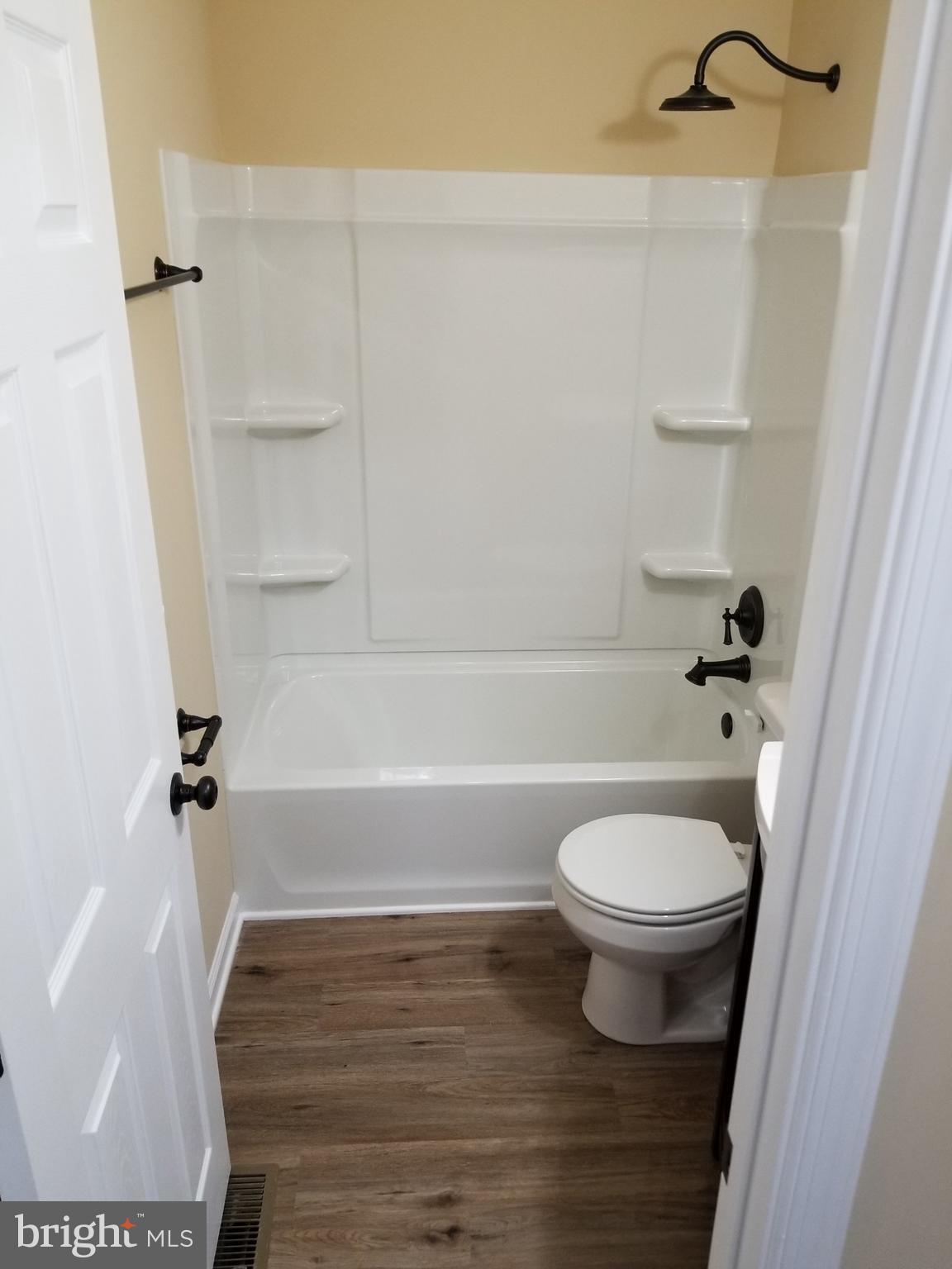 212 Woodbrook Road Dover, DE 19901 - Photo 13 of 19 Bathroom