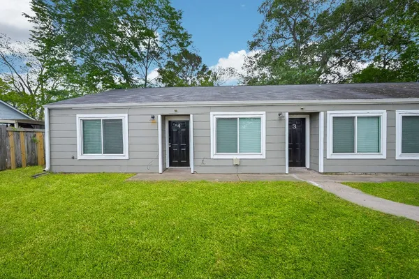 $1,250 | 506 North 3rd Street, Unit 3, Richmond, TX 77469