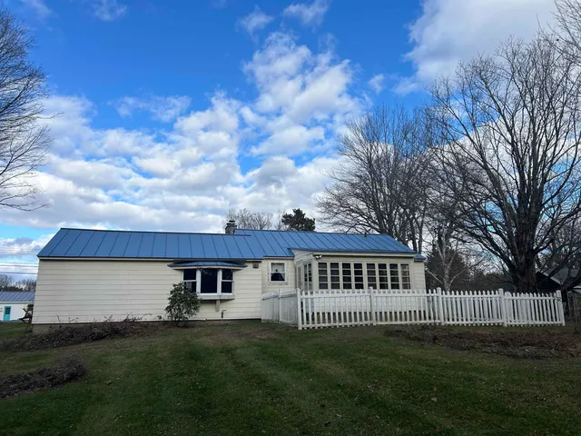 $319,000 | 478 Chandler Road, Hartford, VT 05001