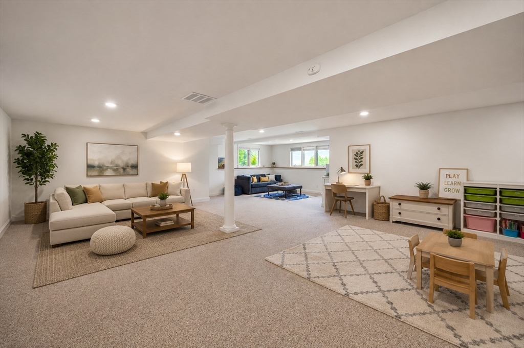 27 Spring Hill Road Belchertown, MA 01007 - Photo 36 of 42