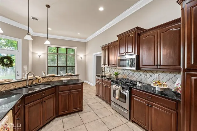 $399,999 | 207 Welham Trace, Bossier City, LA 71112