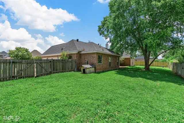 $399,999 | 207 Welham Trace, Bossier City, LA 71112