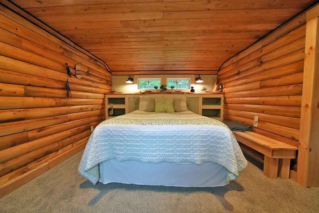 414 East Ridge Road Mars Hill, ME 04758 - Photo 36 of 48 vacation-cabin-home-bedroom