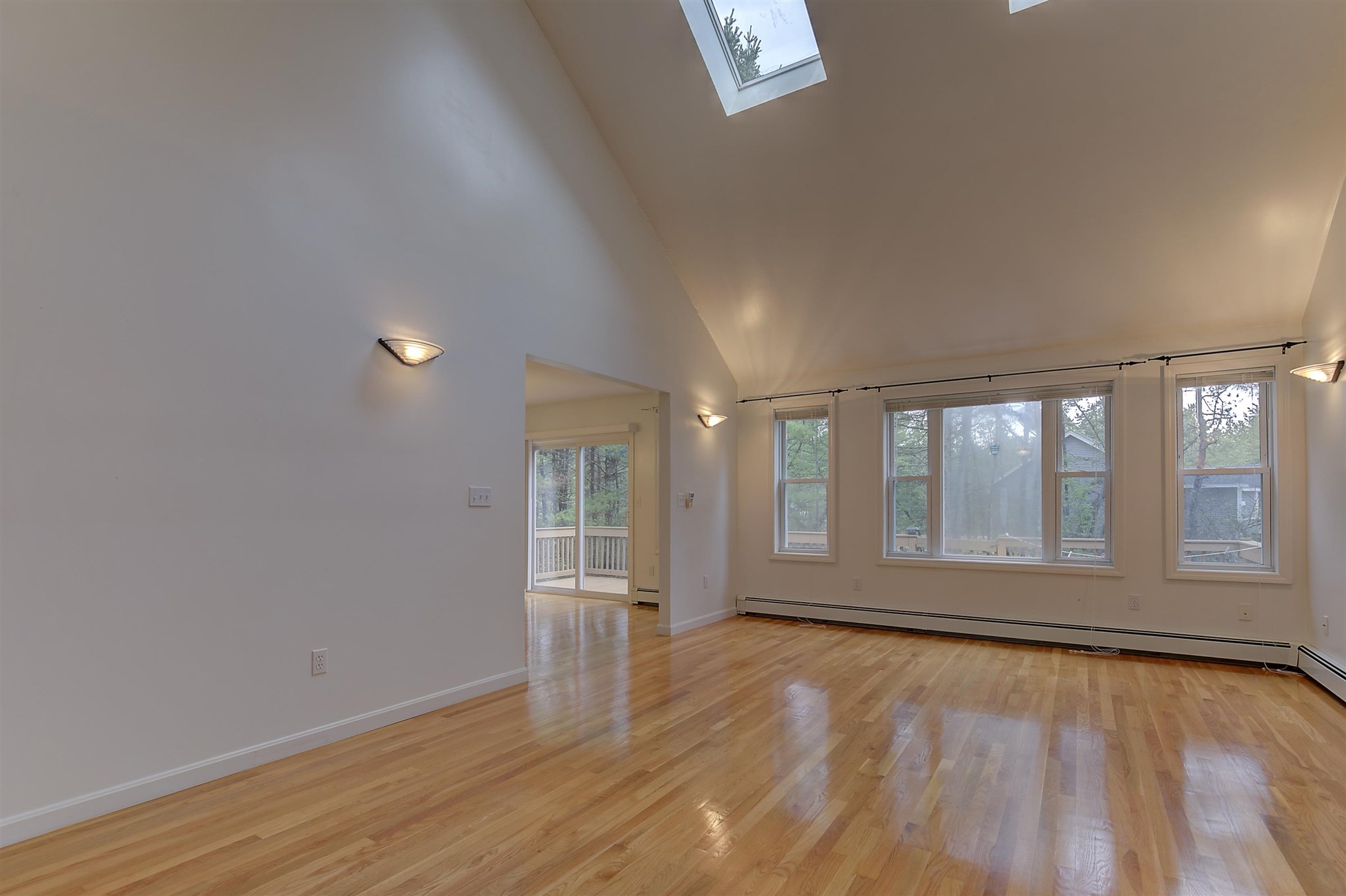 367 Walnut Loop Madison, NH 03875 - Photo 8 of 34 Gallery Image 8