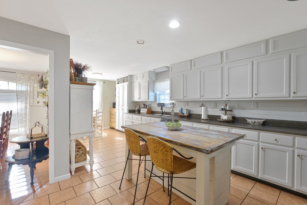 3261 Highway 41 Pelham, TN 37366 - Photo 8 of 36