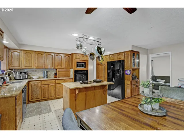 $475,000 | 203 Southeast Ginseng Drive, Estacada, OR 97023