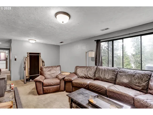 $475,000 | 203 Southeast Ginseng Drive, Estacada, OR 97023