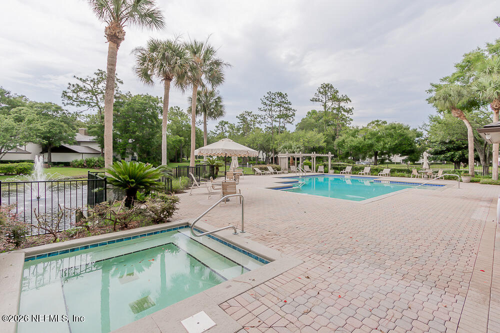 10150 Belle Rive Boulevard, Unit 1108 Jacksonville, FL 32256 - Photo 4 of 25 20260614_belle_rive_blvd_8639