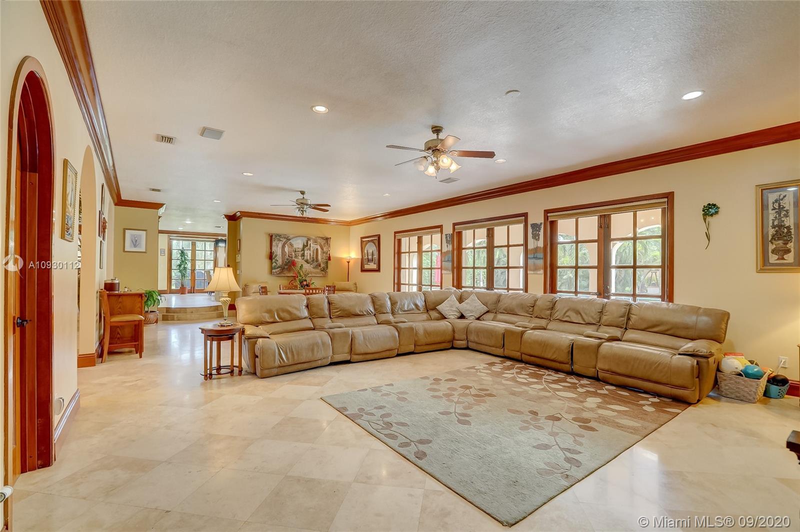 5700 Southwest 198th Terrace Southwest Ranches, FL 33332 - Photo 12 of 96 Gallery Image 12