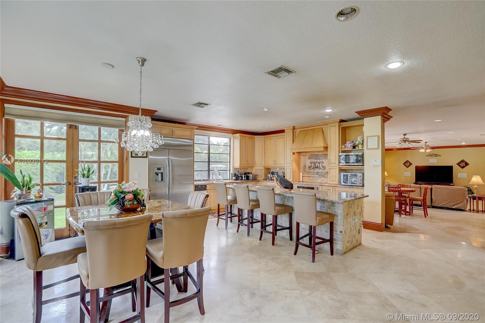 5700 Southwest 198th Terrace Southwest Ranches, FL 33332 - Photo 17 of 96 Gallery Image 17