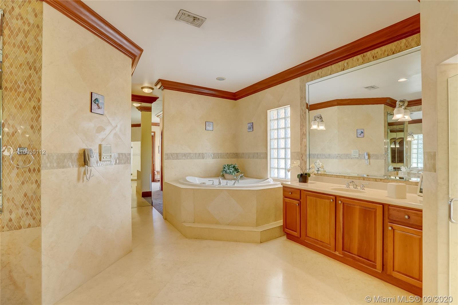 5700 Southwest 198th Terrace Southwest Ranches, FL 33332 - Photo 60 of 96 Gallery Image 60