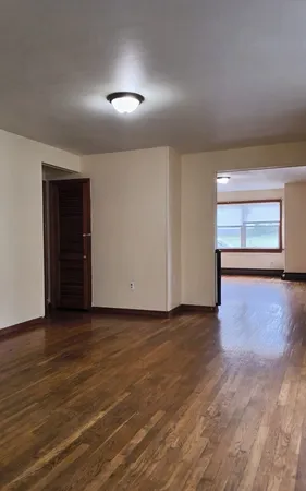 $1,750 | 210 Hope Street, Unit 1S, Fall River, MA 02721