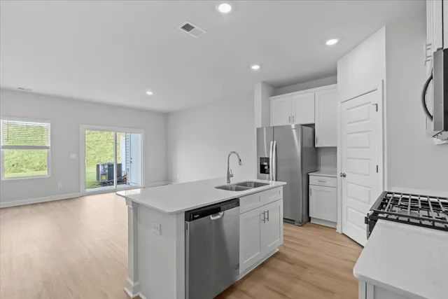 $261,900 | 427 Blissful Court, Taylors, SC 29687