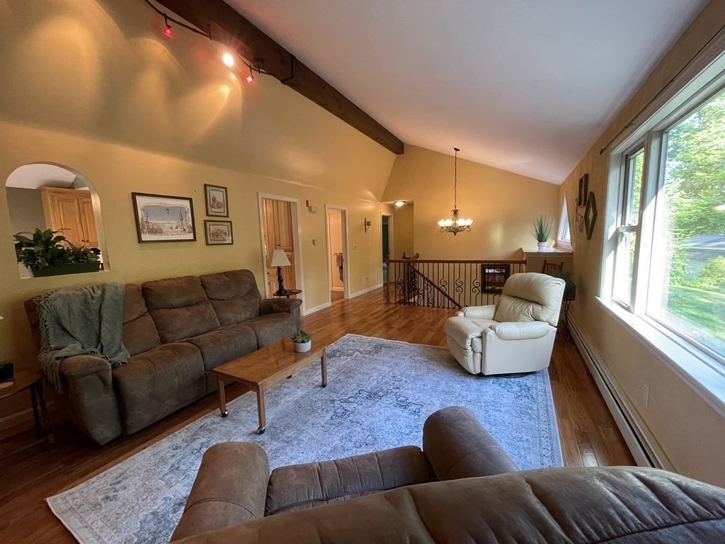 613 Mendon Road Northbridge, MA 01534 - Photo 8 of 42 Gallery Image 8