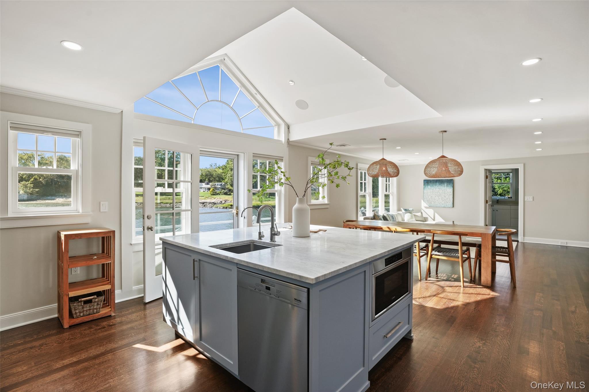 6 Pine Island Road Rye, NY 10580 - Photo 6 of 38