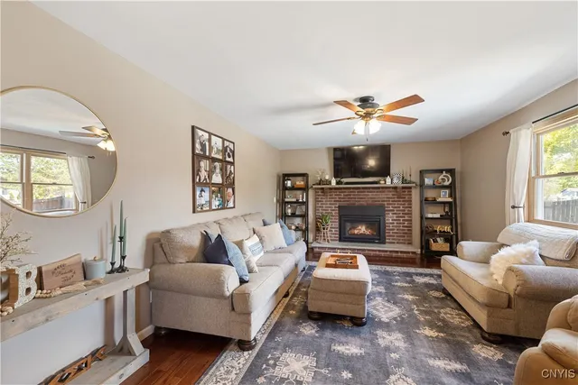 $400,000 | 7324 Spring Mountain Drive, Manlius, NY 13057