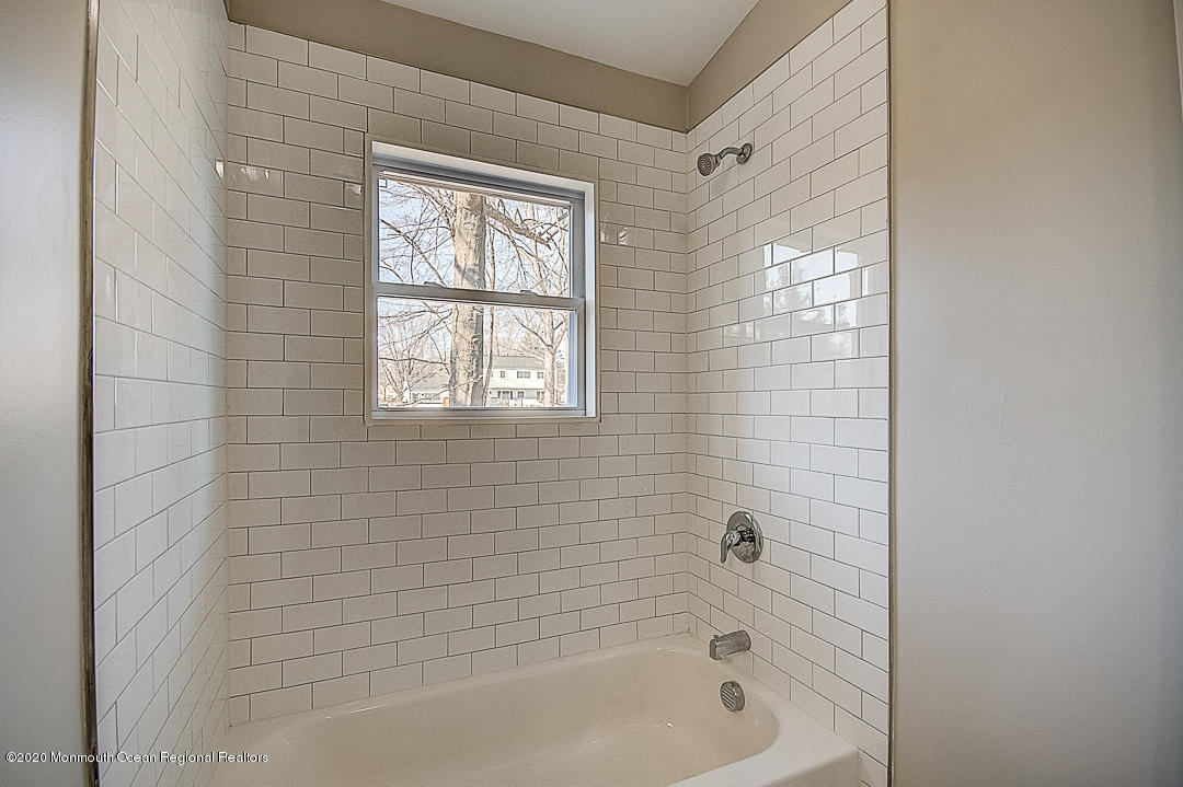 83 Windham Way Freehold, NJ 07728 - Photo 23 of 40 Windham Way - MLS _ 32