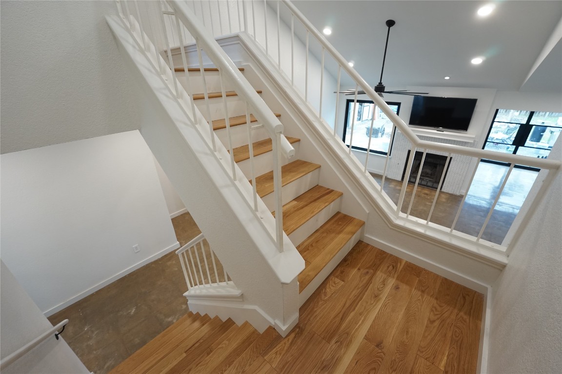 8006 Tiffany Drive Austin, TX 78749 - Photo 5 of 22 a view of entryway and hall with wooden floor