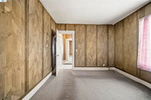 $299,000 | 10737 Pearmain Street, Oakland, CA 94603