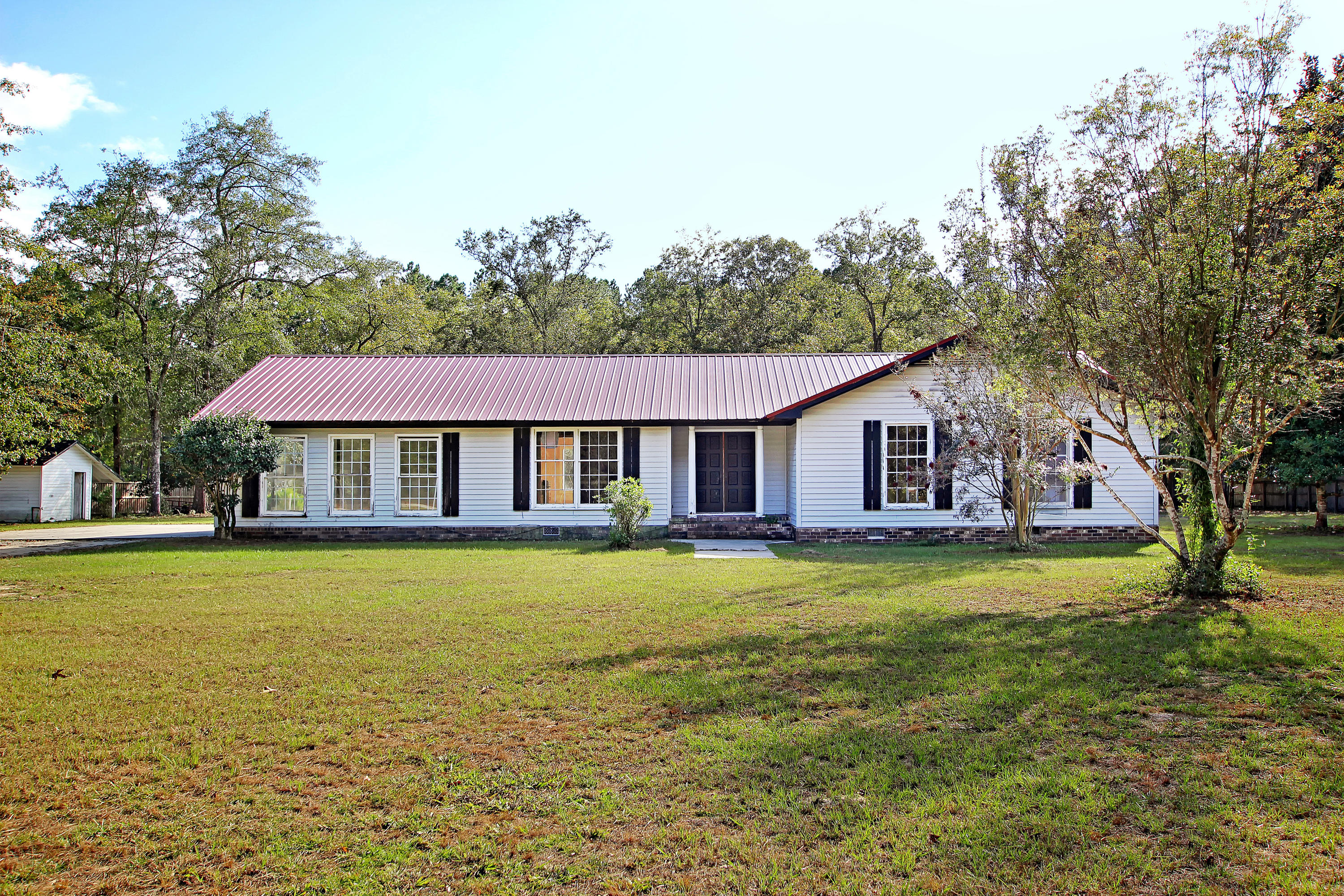 1867 Academy Road Walterboro, SC 29488 - Photo 1 of 28 IMG_4009 copy