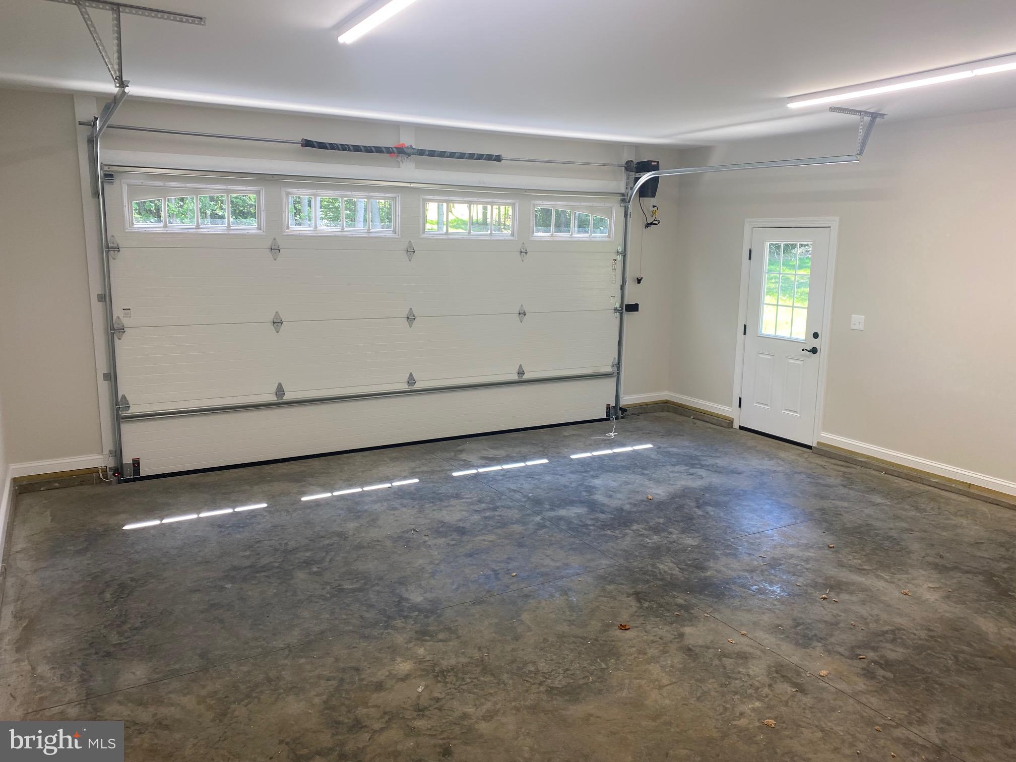 19078 South Merrimac Road Culpeper, VA 22701 - Photo 8 of 11 2 car garage w/ door opener