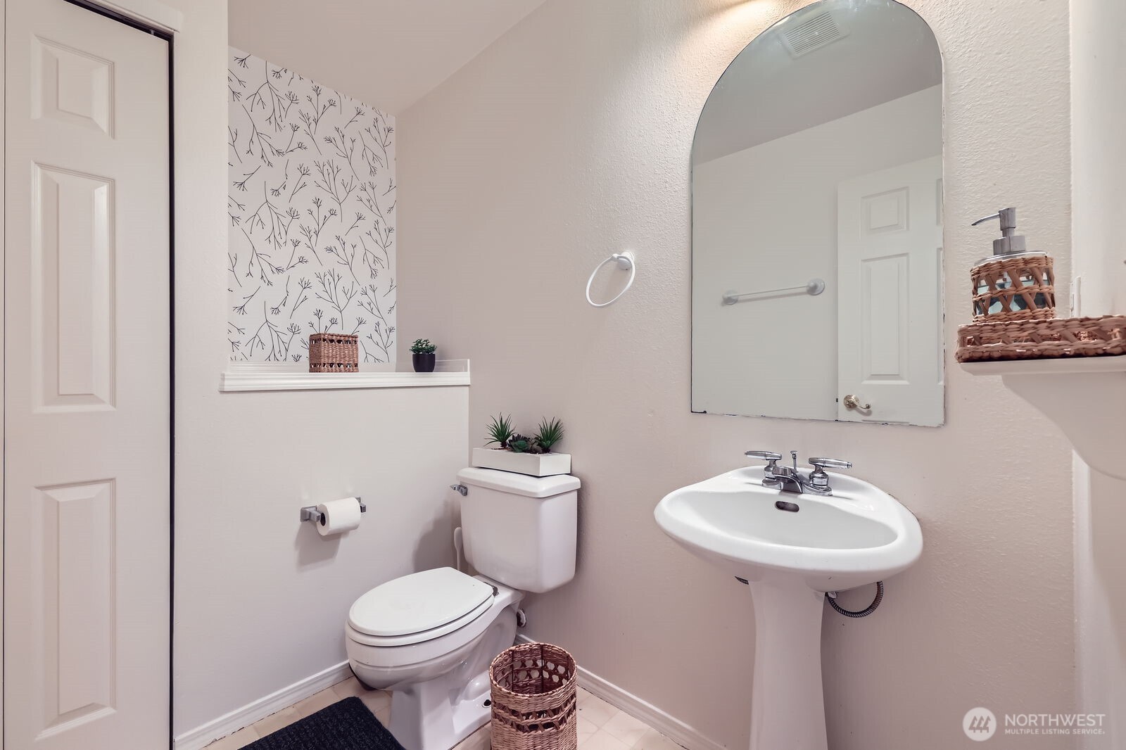 1131 115th Street Southwest, Unit J3 Everett, WA 98204 - Photo 5 of 11