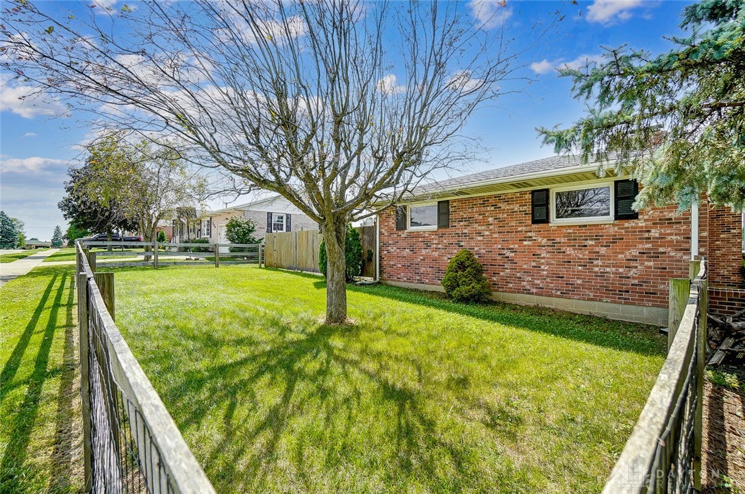 5304 West Ridgewood Road Springfield, OH 45503 - Photo 57 of 59