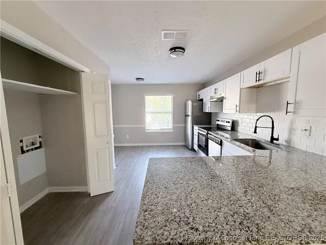 $1,095 | 4085 Professional Drive, Hope Mills, NC 28348