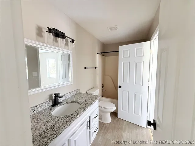 $1,095 | 4085 Professional Drive, Hope Mills, NC 28348