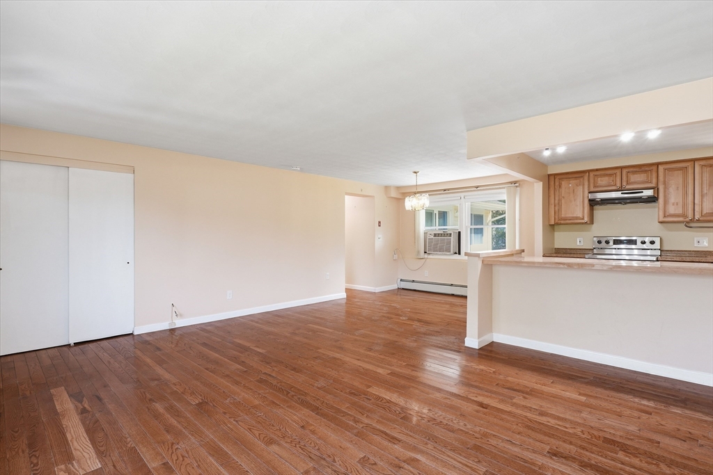 37 Princeton Street Danvers, MA 01923 - Photo 8 of 40
