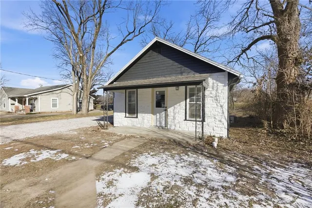 $172,500 | 733 South Pecan Street, Ottawa, KS 66067