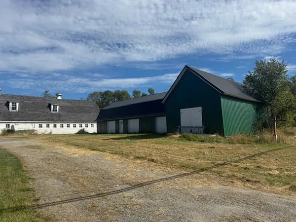 $499,000 | 2979 Hudson Road, Hudson, ME 04449