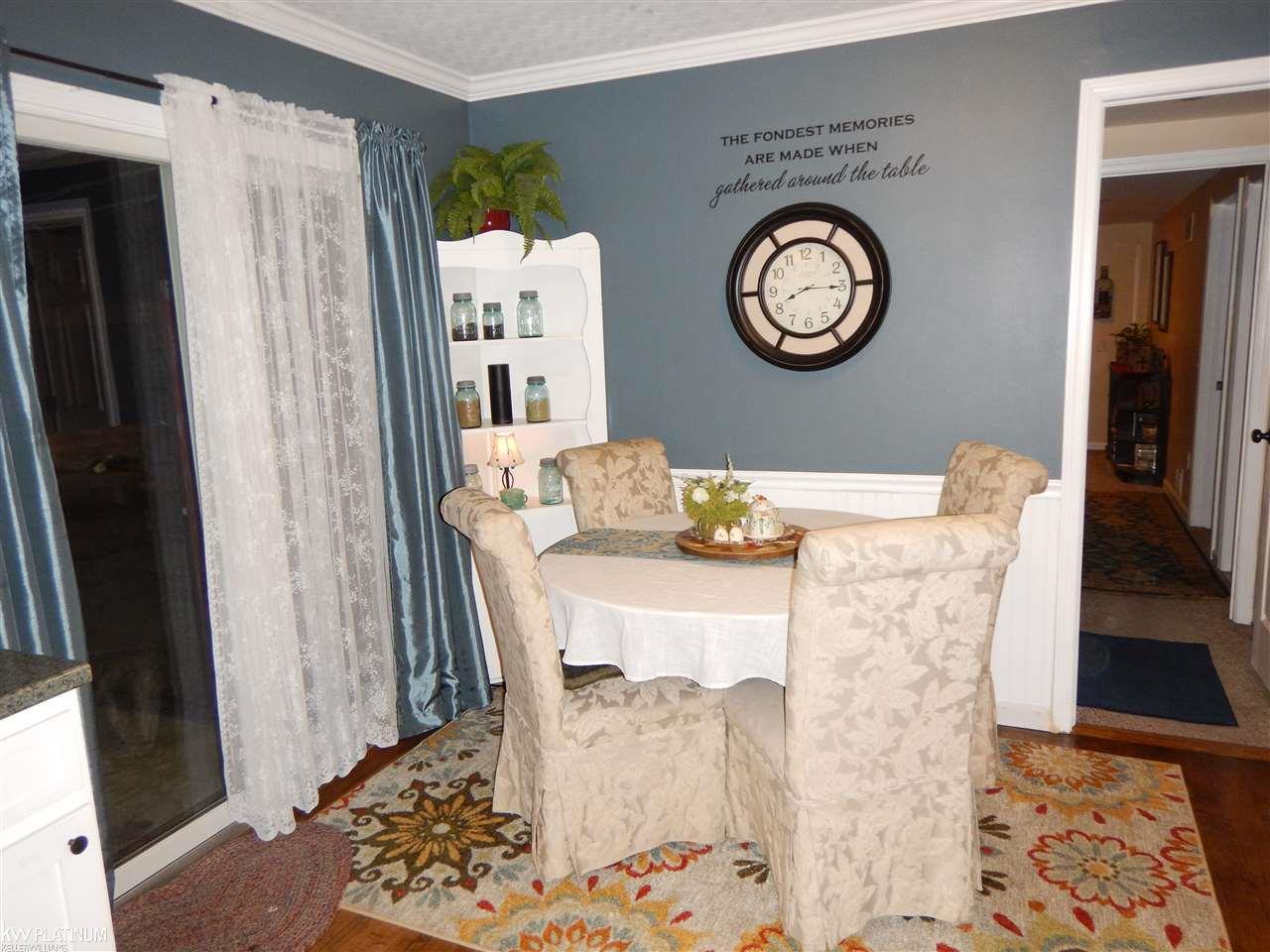 8488 McKinley Road Algonac, MI 48001 - Photo 10 of 52 31338898-9.JPG