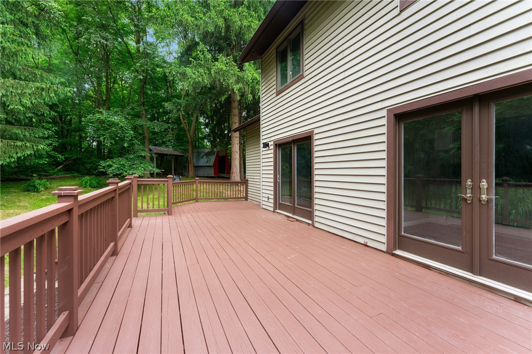 6881 Chestnut-Ridge Road Hubbard, OH 44425 - Photo 41 of 46 View of wooden terrace