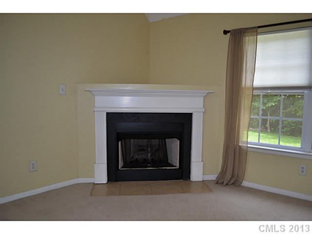 463 Fox Ridge Court Denver, NC 28037 - Photo 4 of 16