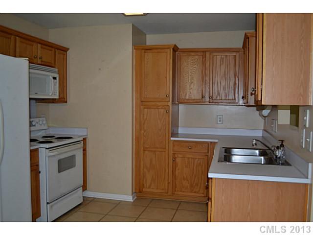 463 Fox Ridge Court Denver, NC 28037 - Photo 6 of 16