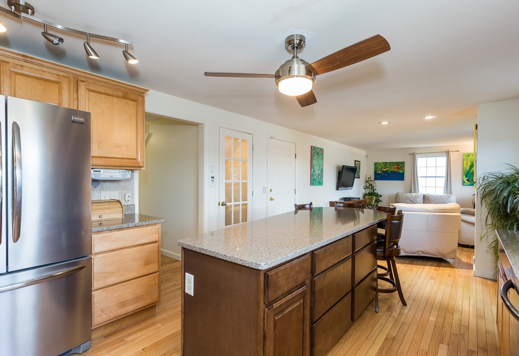 35 Flower Street Springfield, MA 01118 - Photo 12 of 30