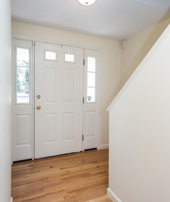 35 Flower Street Springfield, MA 01118 - Photo 15 of 30