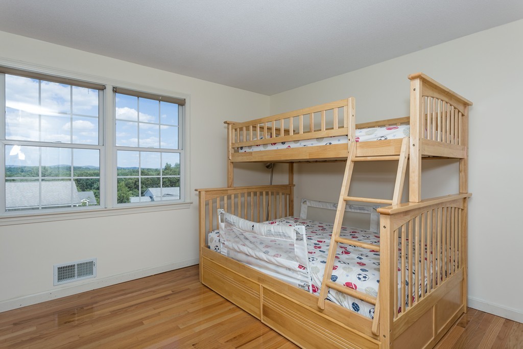 35 Flower Street Springfield, MA 01118 - Photo 19 of 30