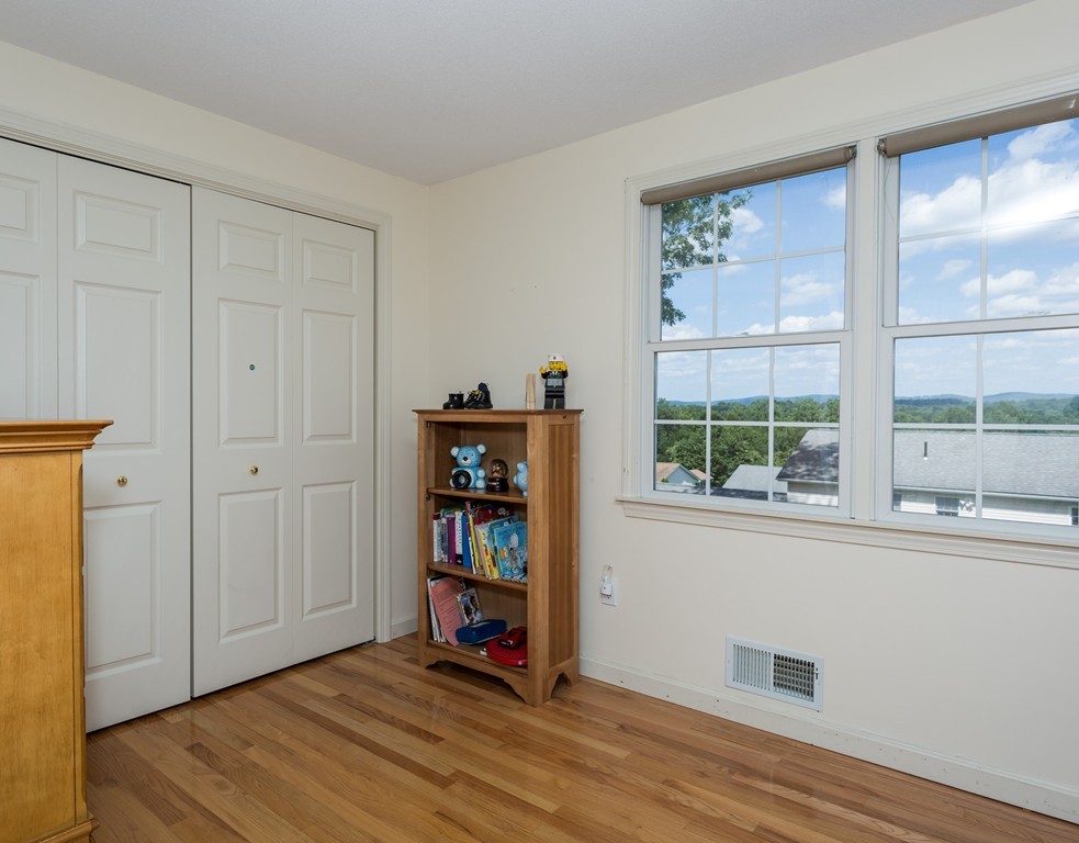 35 Flower Street Springfield, MA 01118 - Photo 20 of 30