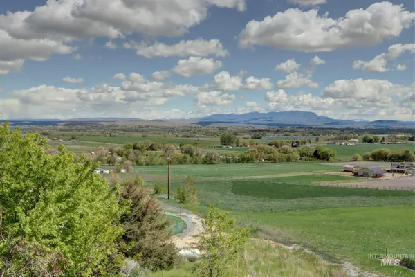 $1,100,000 | 3549 Ginny Lane, Emmett, ID 83617